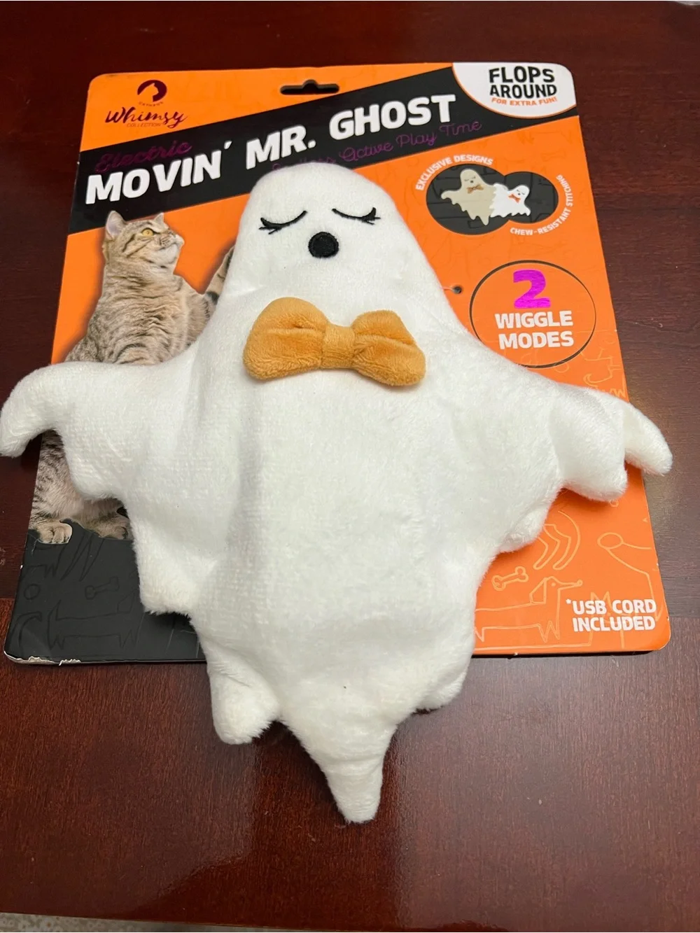 Movin' Mr. Ghost Wiggling Cat Toy - White